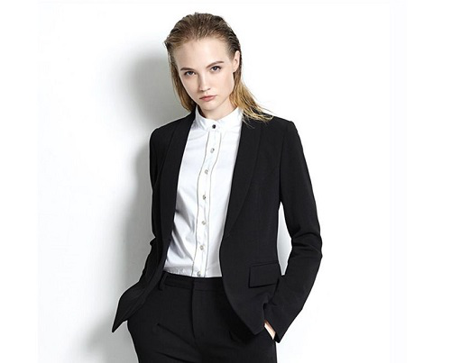 銷(xiāo)售員職業(yè)裝搭配