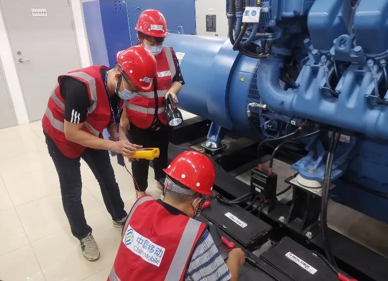 中國移動通信集團設(shè)備維修部工作服定制款式圖片