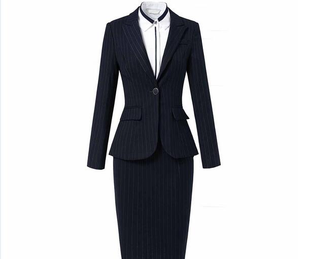 女士正裝和職業(yè)裝區(qū)別